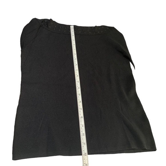 Dana Buchman Black Top Long Sleeve Grommet Detail Neckline Size Medium - Picture 8 of 8